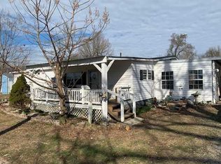 361 Preacher Spry Rd, Bradyville, TN 37026