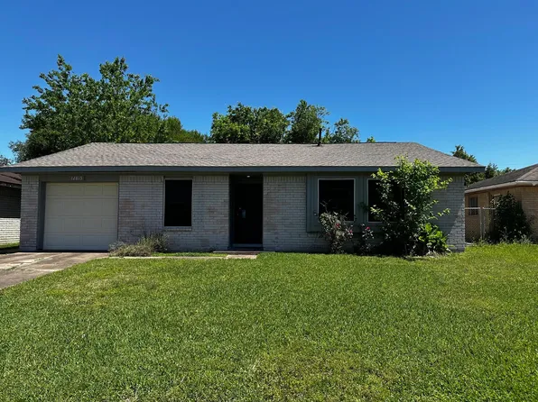 12815 Segrest Dr, Houston, TX 77047