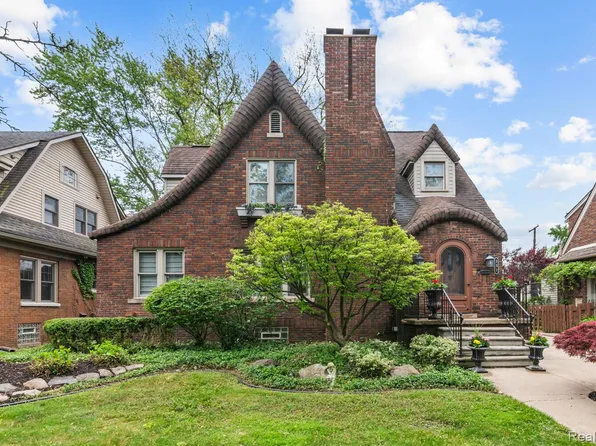 331 Arthur St, Plymouth, MI 48170