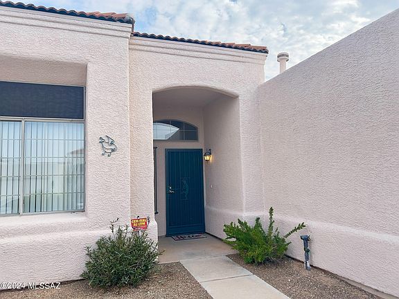 3rd image of 2670 W Camino Del Sitio