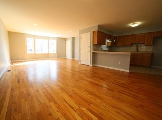 100 Stevens Ave #1A, Jersey City, NJ 07305