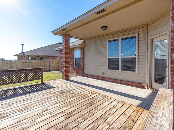 4th image of 9212 Misty Ln