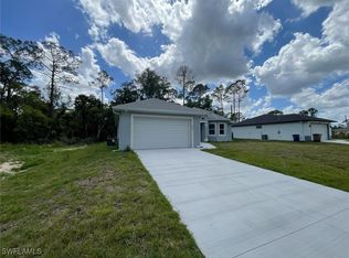 3855 Hillandale St, Fort Myers, FL 33905