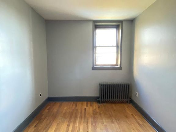 5th image of 68 Clifton Pl #1G
