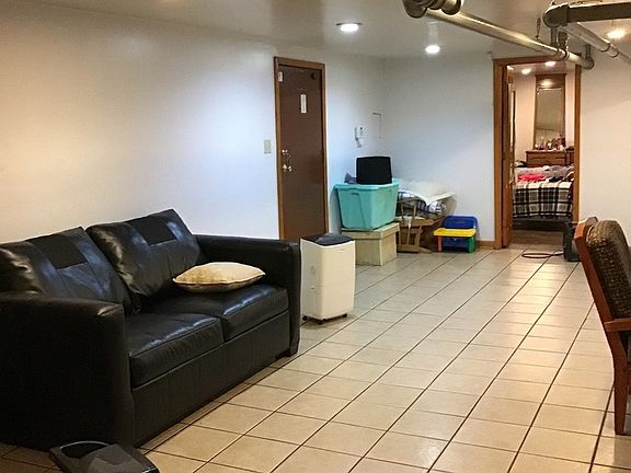 4th image of 5037 W Adams St