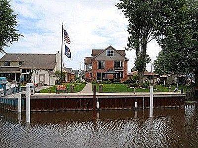 5th image of 35775 Schmid Dr