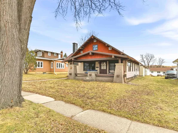 570 High Ave, Hillsboro, WI 54634