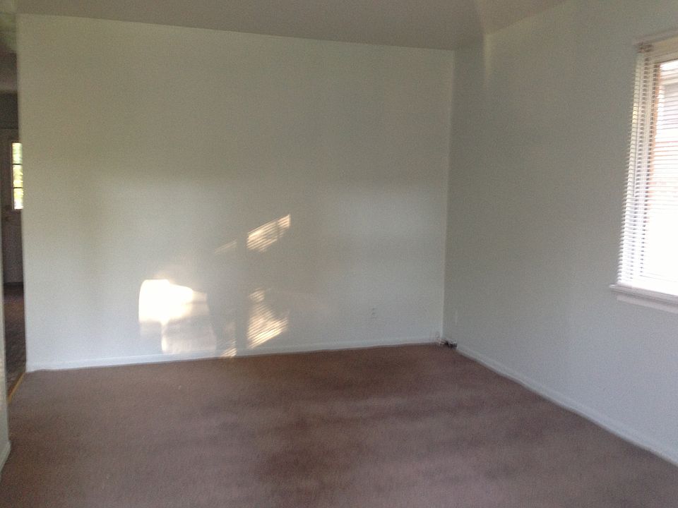 1st image of 3310 W Milton Ave