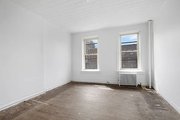 Sold by Compass | media 12