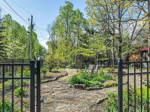 35th image of 1841 Laurel Lake Dr