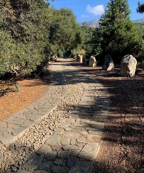 E Valley Rd — Photo 25