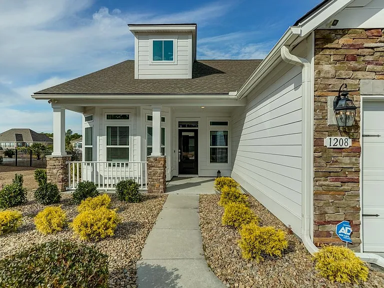 1208 Ficus Dr — Photo 31