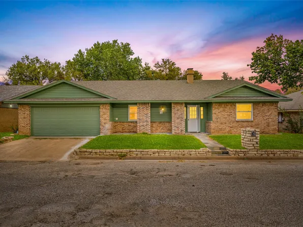 1006 Lynn St, Weatherford, TX 76086