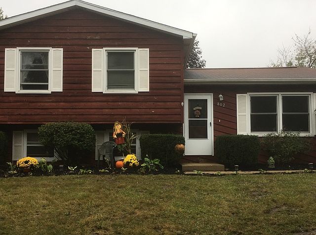 1st image of 802 Holdridge Ave