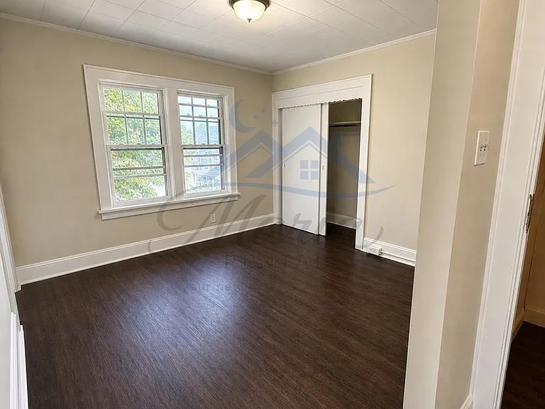 1013 Prospect St #2R — Photo 8