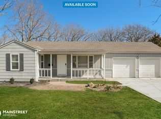 4855 Dearborn St, Mission, KS 66202