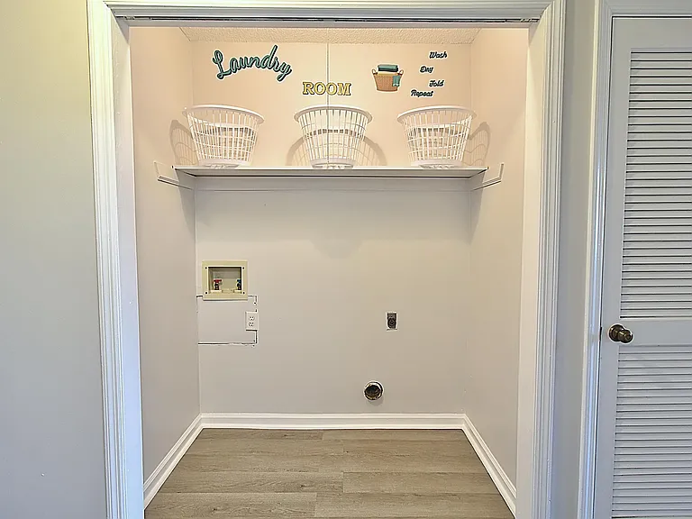 910 Brett Dr #132 — Photo 8