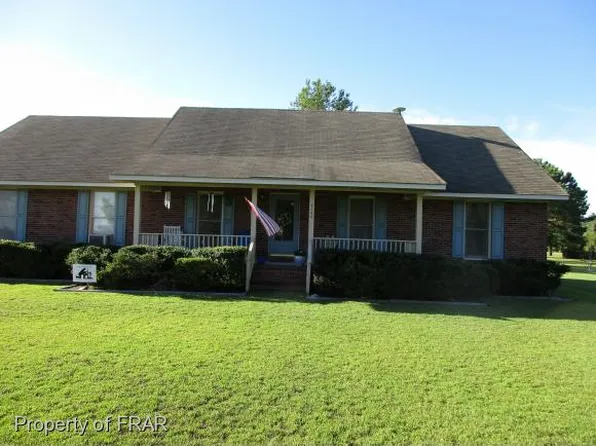 3155 County Line Rd, Fayetteville, NC 28306