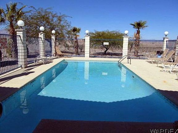 2nd image of 2022 Merrill Ln Unit 10C