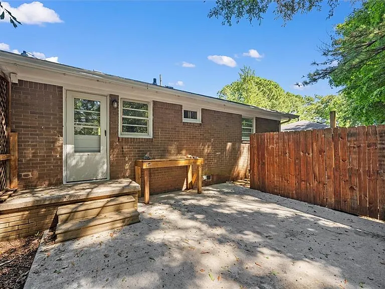 190 Opal Dr — Photo 19