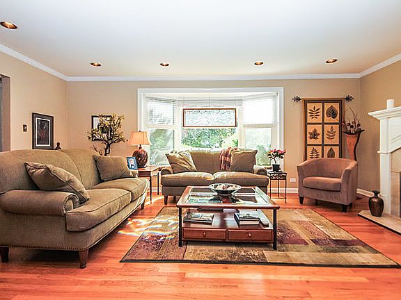 3rd image of 344 Ashland Ave