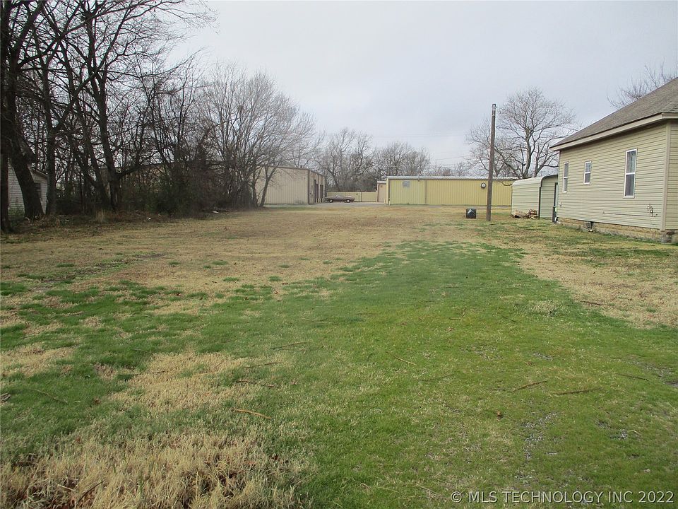 1st image of 304 S Lee Ave