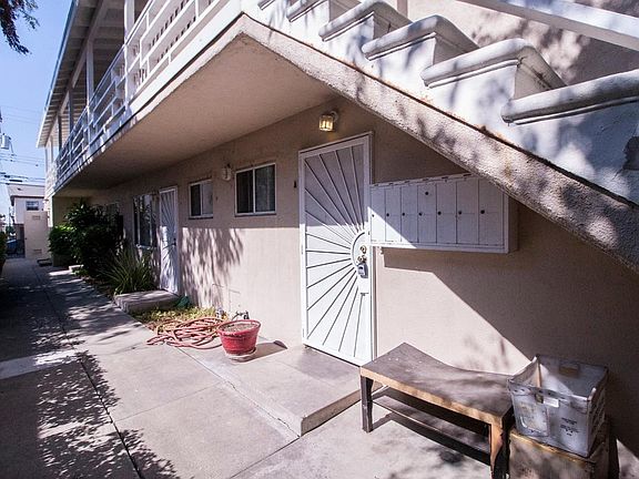 4th image of 7627 Milton Ave APT A