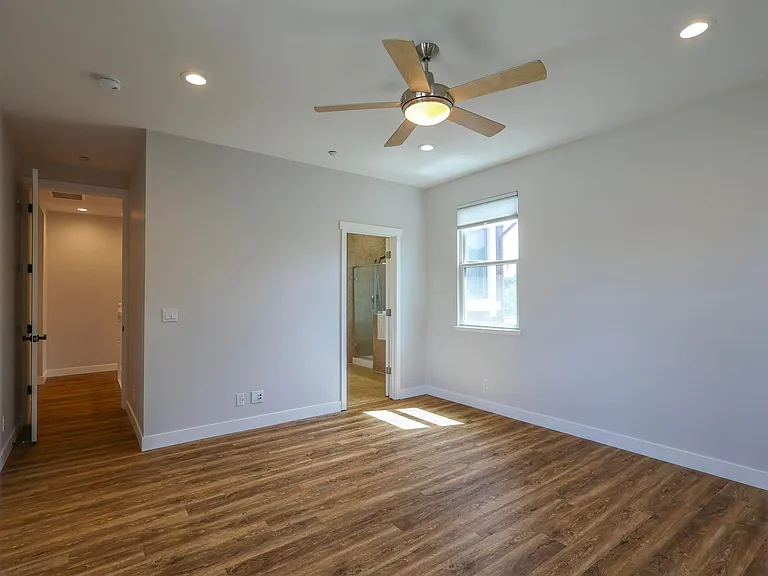 1288 Pistachio Ter — Photo 17