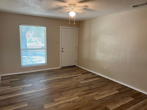 2nd image of 4830 Guadalajara Dr