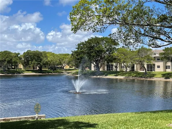 640 Cypress Club Way, Deerfield Beach, FL