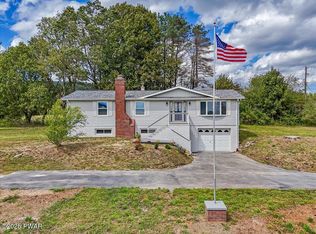 1795 Belmont Tpke, Forest City, PA 18421