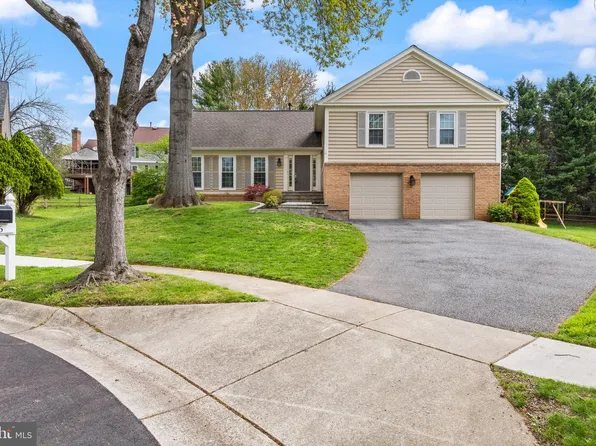 6 Chancelet Ct, Rockville, MD 20852