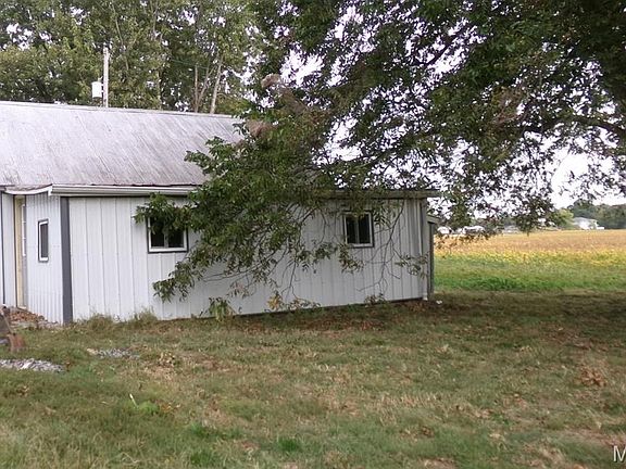 2nd image of 222 Buchanan St