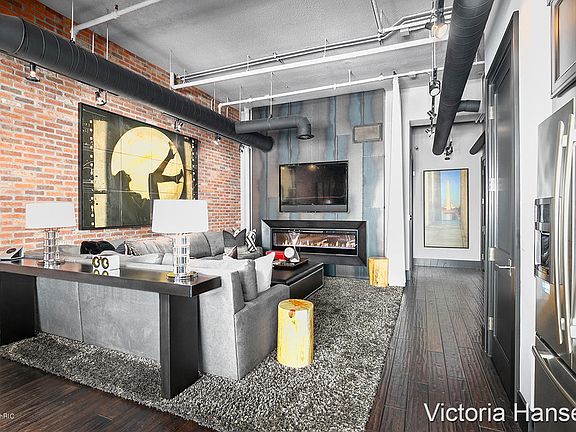3rd image of 49 Monroe Center St NW #7