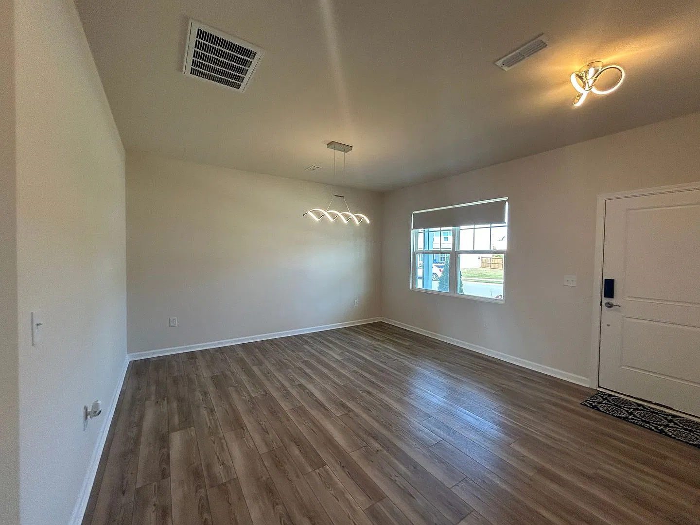 1717 Arapahoe Ridge Drive - Bev Roberts Rentals and Property Management — Photo 2