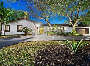 17605 SW 86th Ave, Palmetto Bay, FL 33157