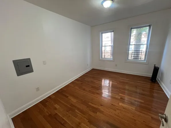 158 Belmont Ave, Jersey City, NJ