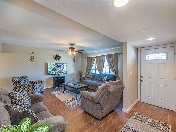 3rd image of 3523 Florrie Ave