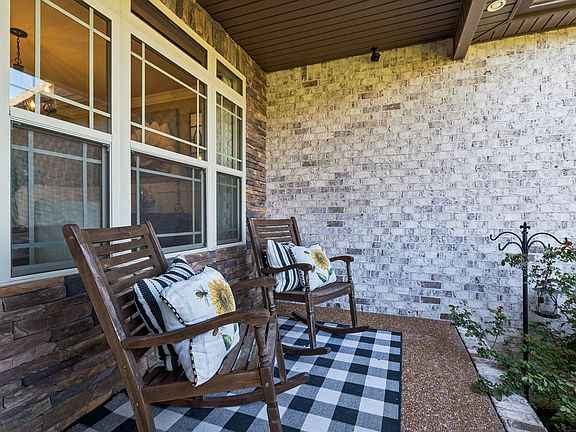 5th image of 125 Brixton Rdg