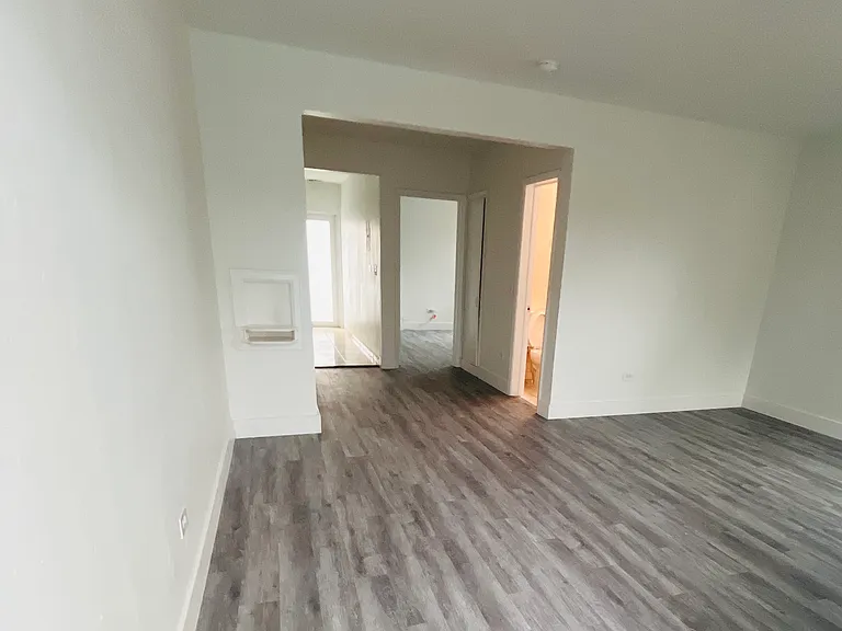 2045 Calais Dr #8 — Photo 3