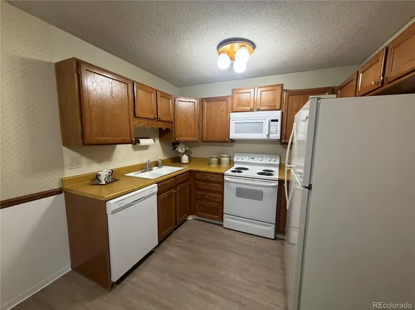 3144 S Wheeling Way APT 311, Aurora, CO 80014