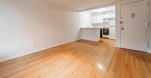 Rented by (Legacy) Elegran