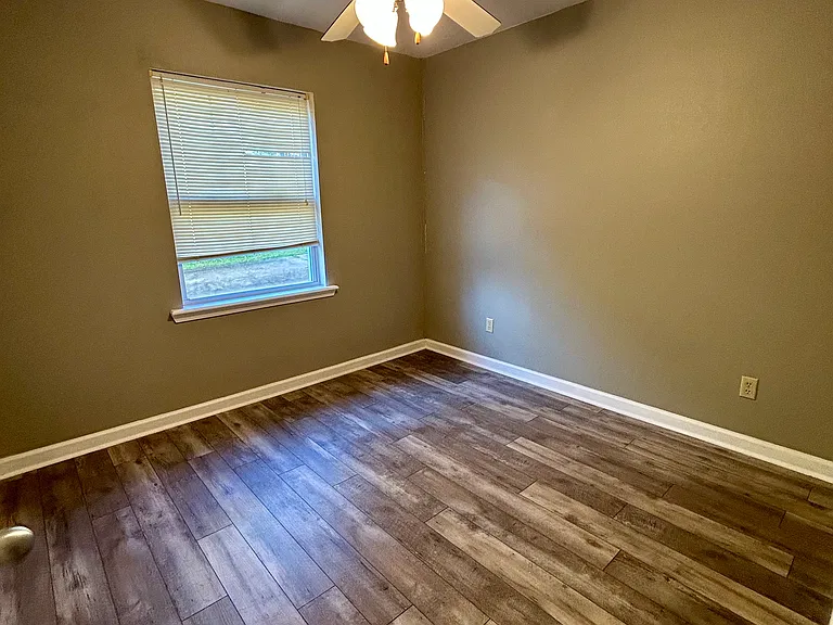 135 Countryview Ln — Photo 6