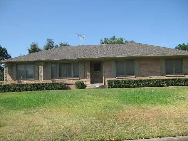 1st image of 4205 Briar Creek Ln
