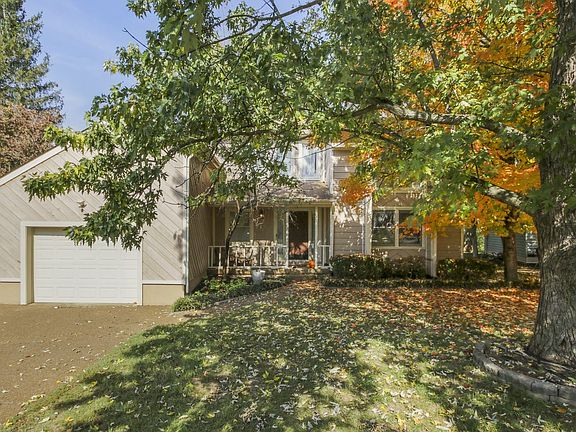 2nd image of 1403 Wildwood Ct