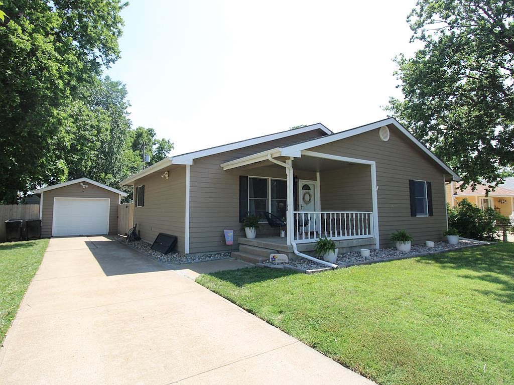 224 E Kirwin Ave, Salina, KS 67401 MLS 210335 Zillow