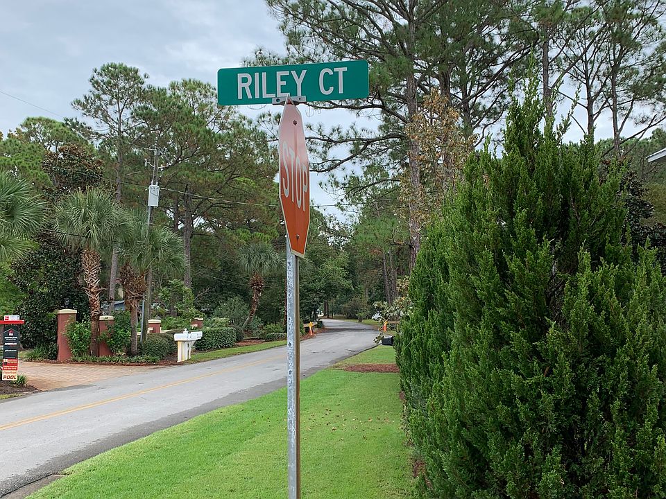 2nd image of 8 Riley Ct