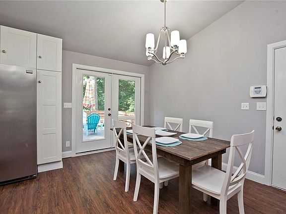 5th image of 7 Lawson Ln