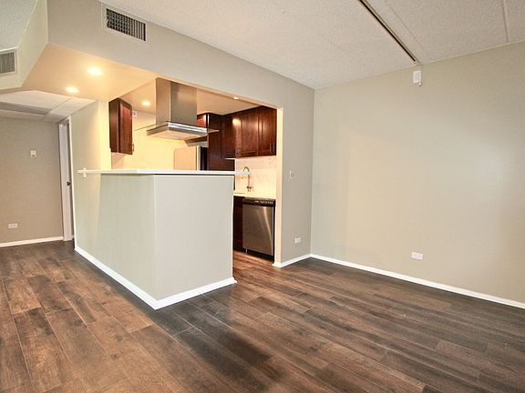3rd image of 3851 N Parkway Dr APT 21D