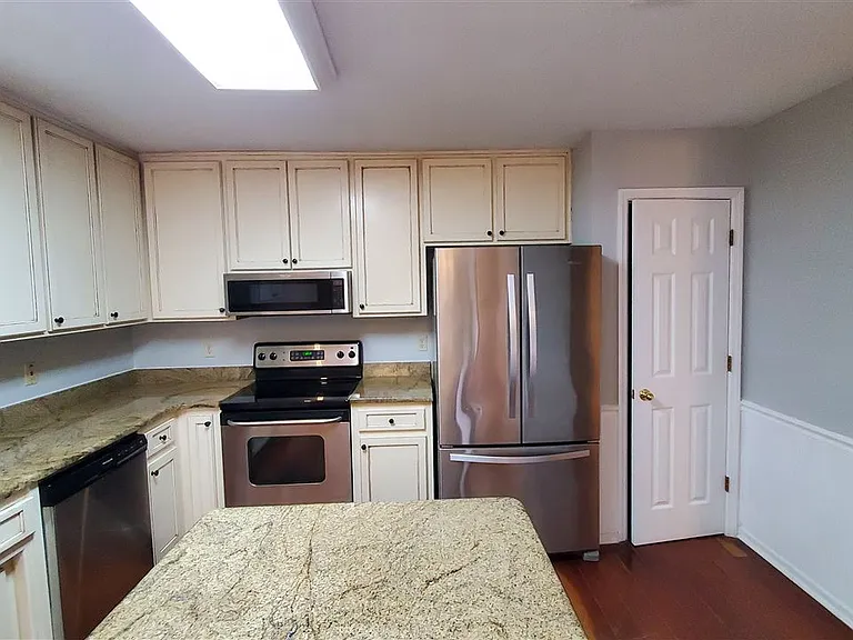 4914 Ballygar Dr — Photo 13